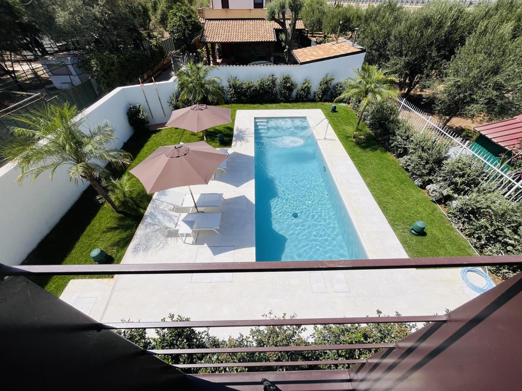 Marina Boutique Rooms Carini Esterno foto