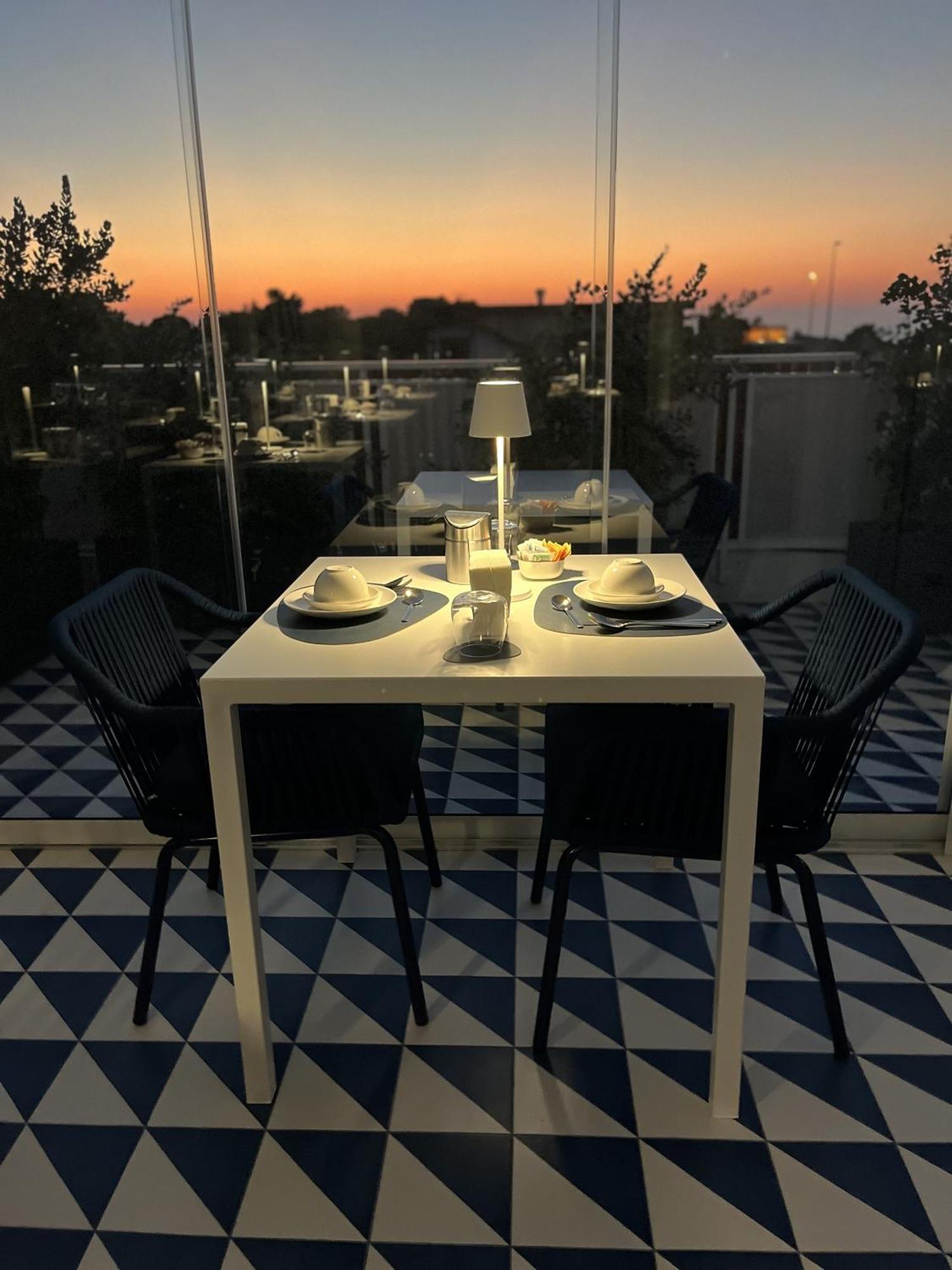 Marina Boutique Rooms Carini Esterno foto